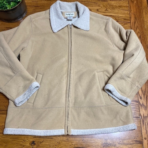 North Crest Classic Womens L 10-12 Lt Beige Zip Front Fleece Jacket. - Picture 1 of 11